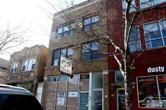 Building Photo - 1118 N Ashland Ave