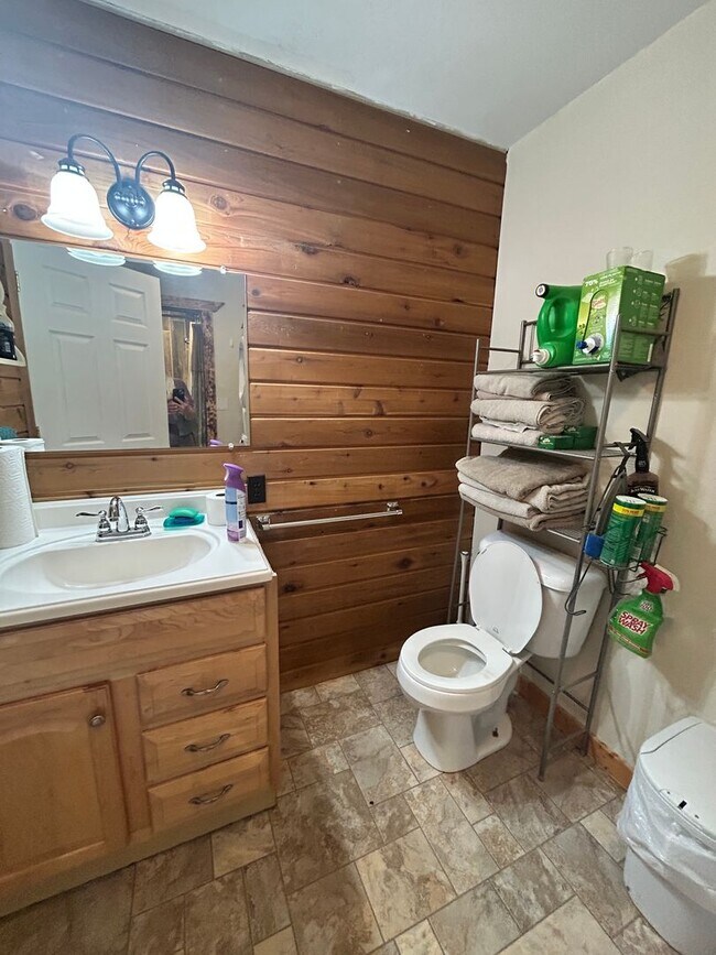 Building Photo - 505 Camas Creek Loop