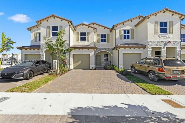 Building Photo - 2705 SE 25th Ave