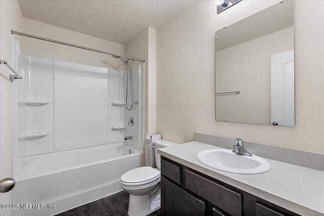 Building Photo - 187 Logrono Ct