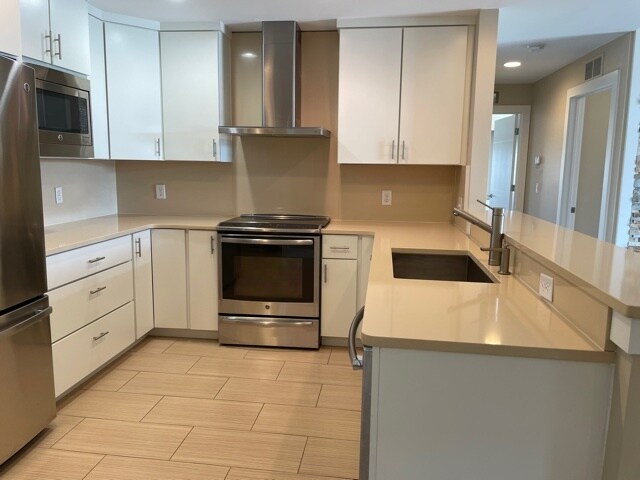 Building Photo - 5735 Acorn Ln