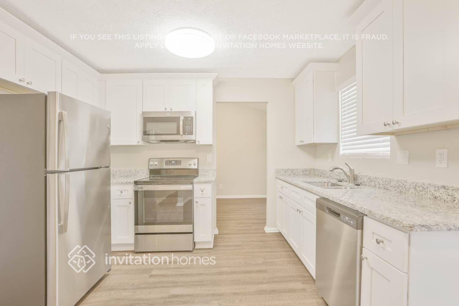 Building Photo - 2200 Ramblewood Cir