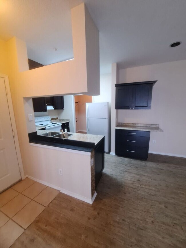 Building Photo - The Preserve at Temple Terrace