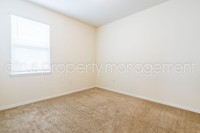 Building Photo - 4/2 Home in Kissimmee