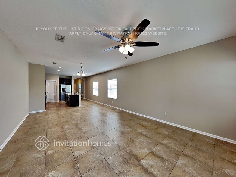 Building Photo - 577 Drysdale Dr