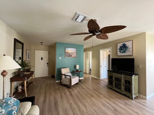 Building Photo - 13264 White Marsh Ln