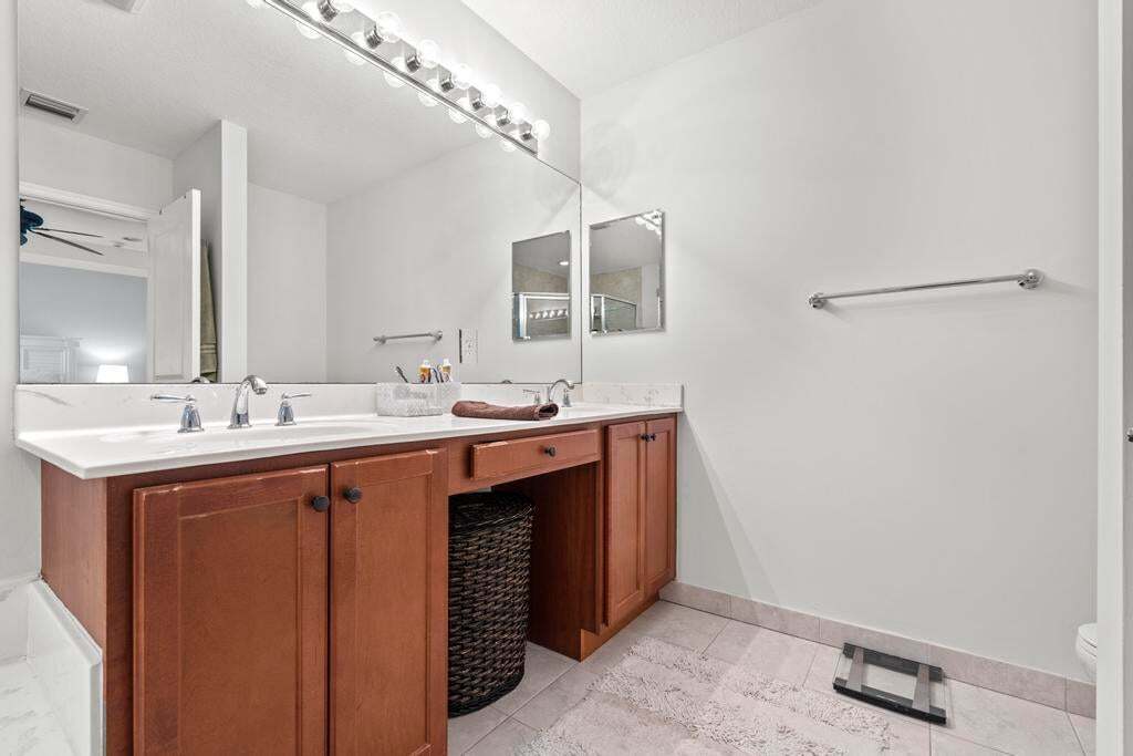 Building Photo - 7221 Briella Dr