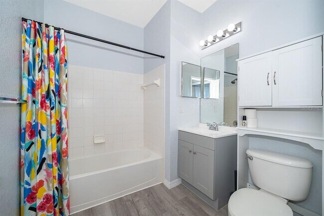 Building Photo - 8900 Legacy Ct