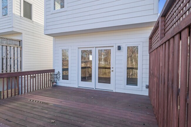 Building Photo - Modern 3 bedroom Home in East Nashville Close to the Most Popular Places in Nashville!