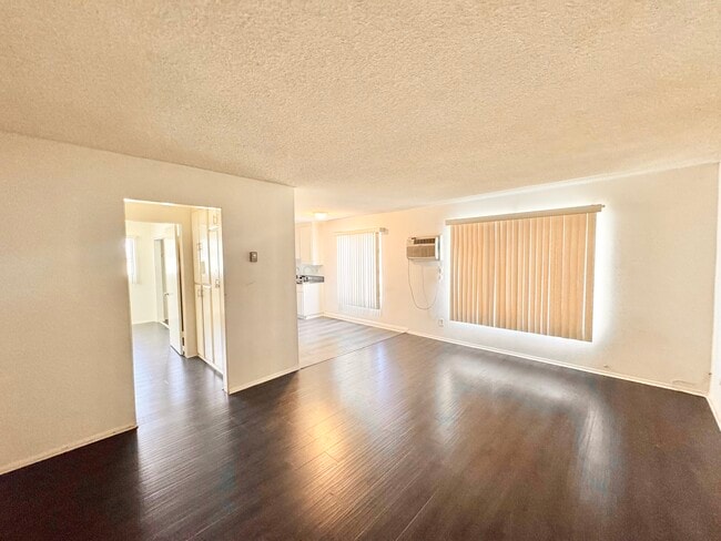 Building Photo - 3555 San Marino St