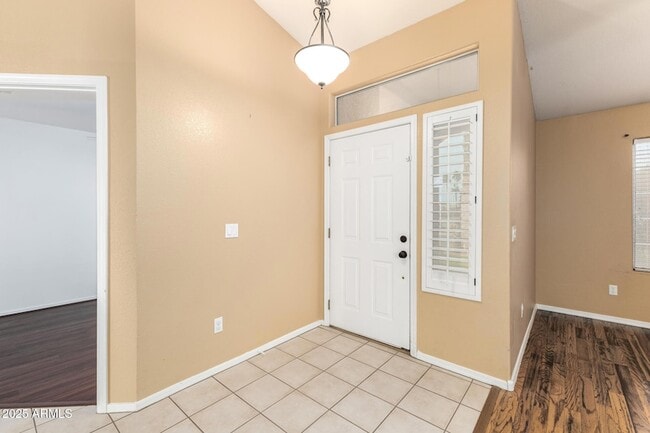 Building Photo - 15221 N 87th Dr