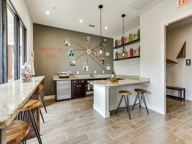 Building Photo - 14722 Nacogdoches Rd