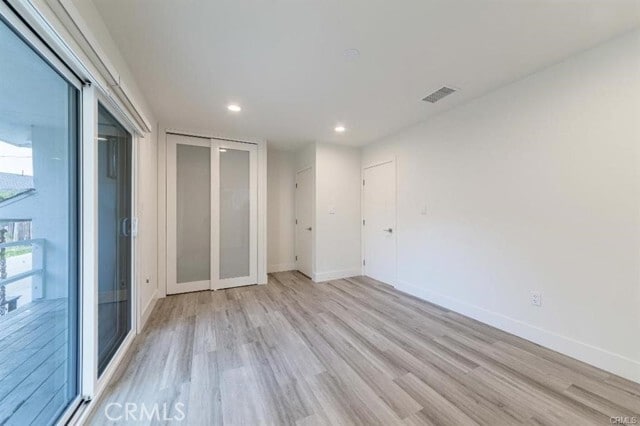 Building Photo - 804 N Lois Ln