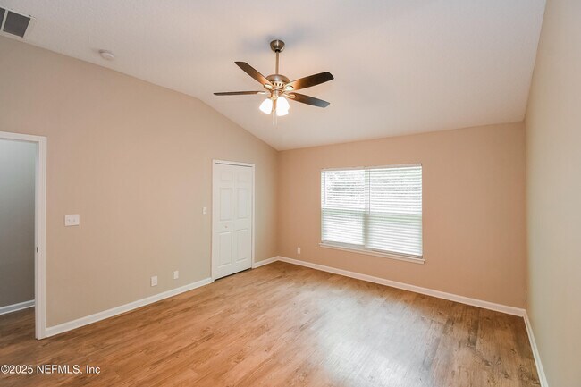 Building Photo - 5609 Village Pond Cir