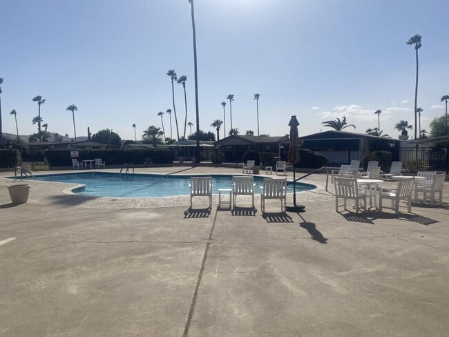 Building Photo - 16612 N 2nd Ln