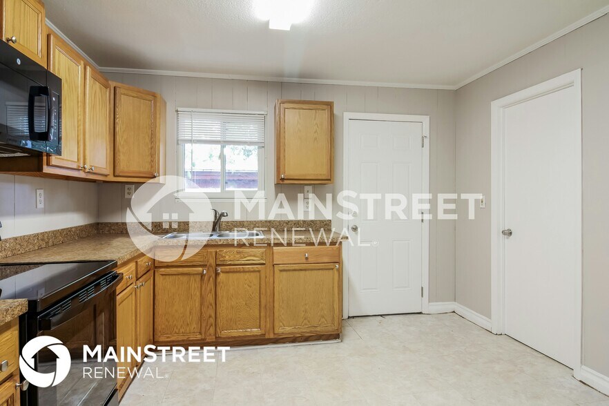 Building Photo - 9279 6th Ave