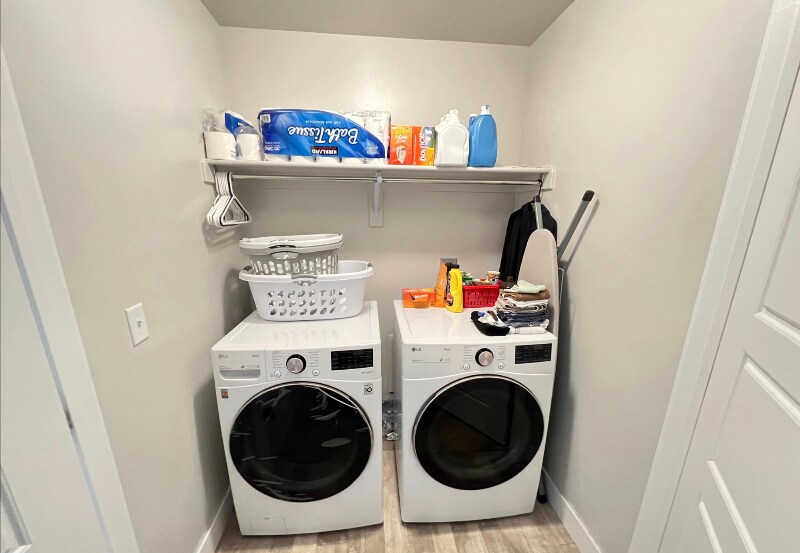 Building Photo - 5233 W Cannavale Ln