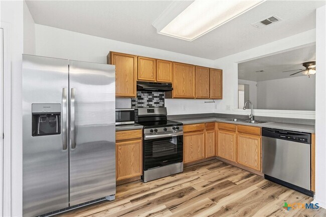 Building Photo - 224 Capistrano Dr