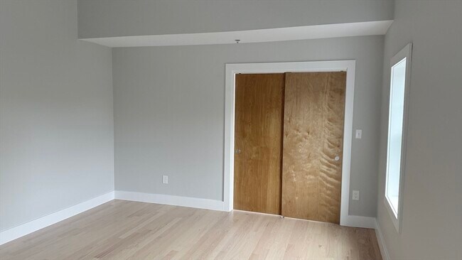 Building Photo - 944 East St