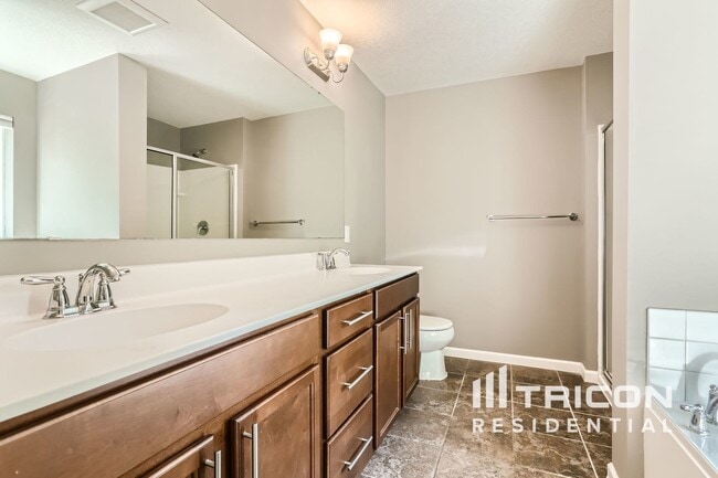 Building Photo - 14360 Parkside Ct NW