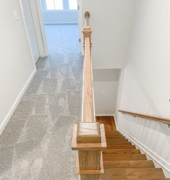 Building Photo - 612 Glen Clova Dr