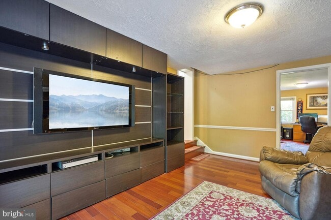 Building Photo - 7713 Winterberry Pl