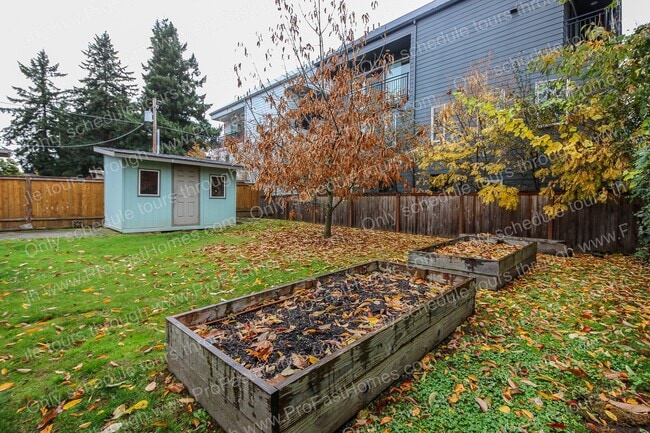 Building Photo - 5934 N Missouri Ave