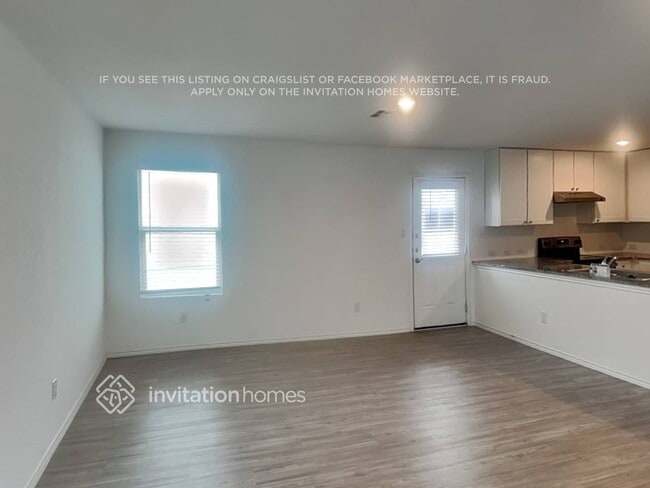 Building Photo - 113 Parish Ln