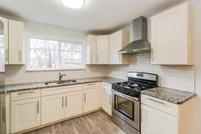 Building Photo - 3503 Walleye Way