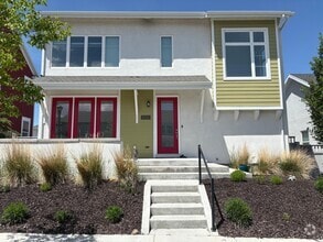 Building Photo - 6354 Upland View Dr
