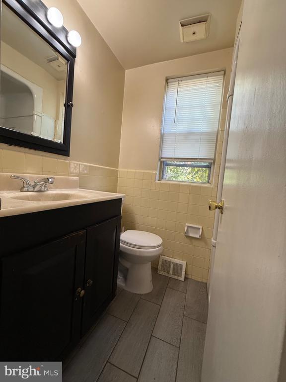 Building Photo - 557 Powderhorn Rd