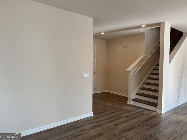 Building Photo - 97 Brode Ln