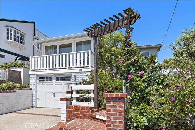 Building Photo - 1016 Catalina St