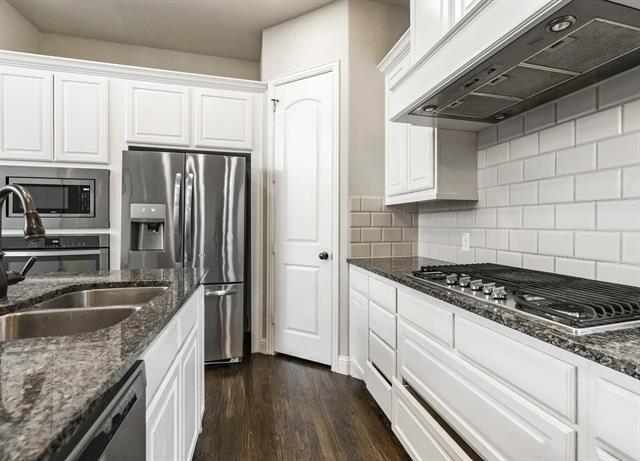 Building Photo - 5215 Wakefield Dr