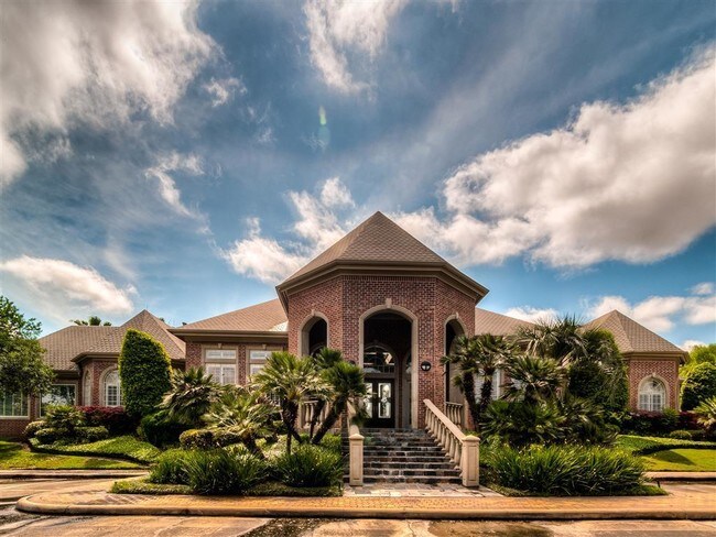 Building Photo - 1802 Mystic Arbor Ln