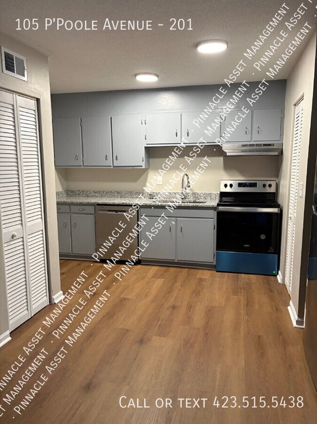 Building Photo - 105 P'Poole Ave