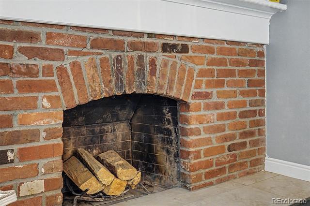 Building Photo - 1981 S Hannibal Ct