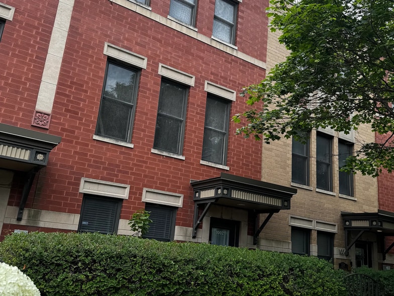 Primary Photo - 1002 N Crosby St