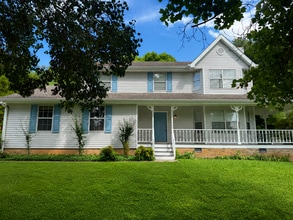 Building Photo - 5500 Misty Valley Dr