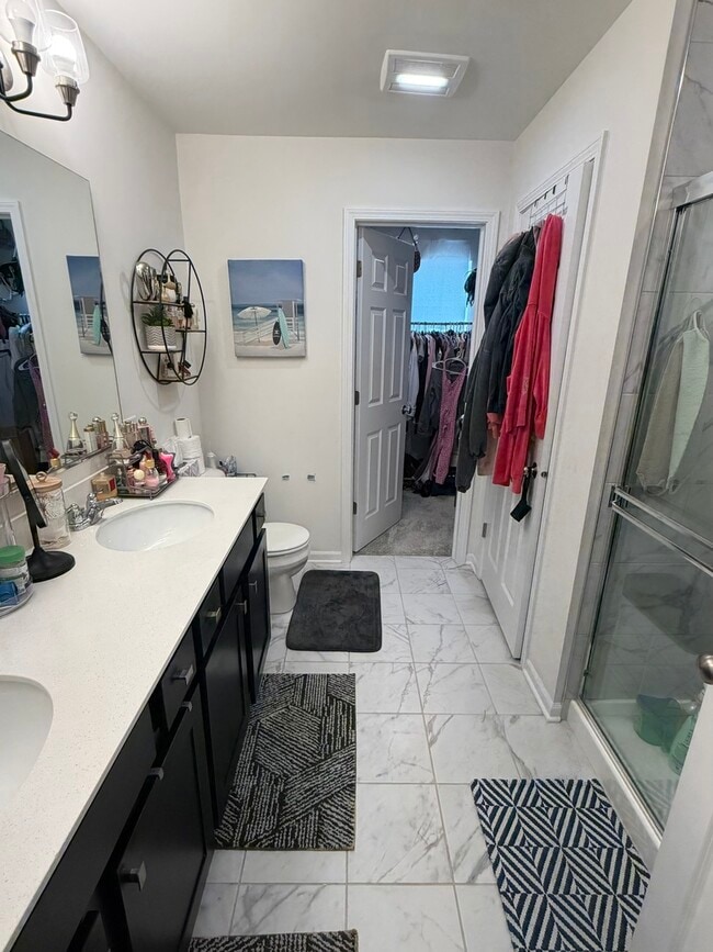 Building Photo - 23538 W Bancroft Dr