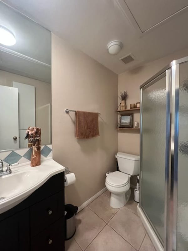 Building Photo - 1331 Evergreen Dr