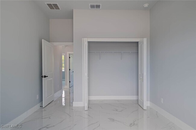 Building Photo - 1202 East 9th Street