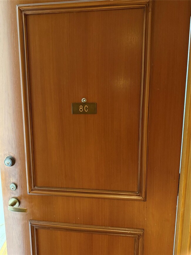 Building Photo - 19707 Turnberry Way