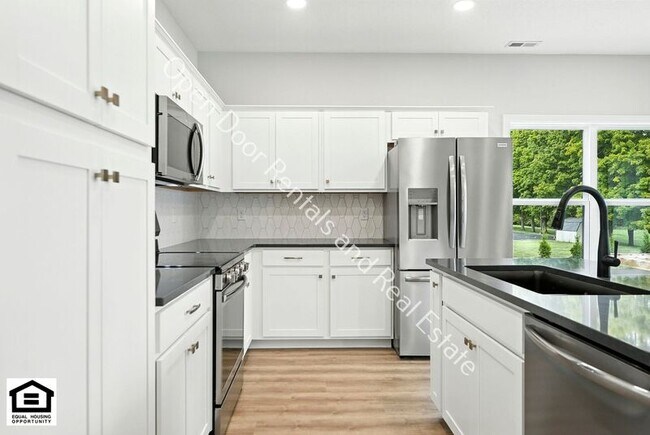 Building Photo - 1030 S Wayne St