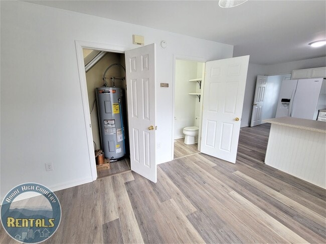 Building Photo - 186 Grandfather Farms Rd