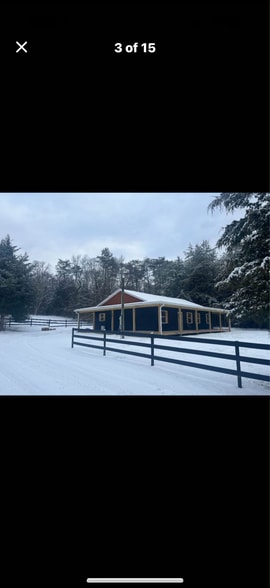 Building Photo - 3934 E Raccoon Valley Dr