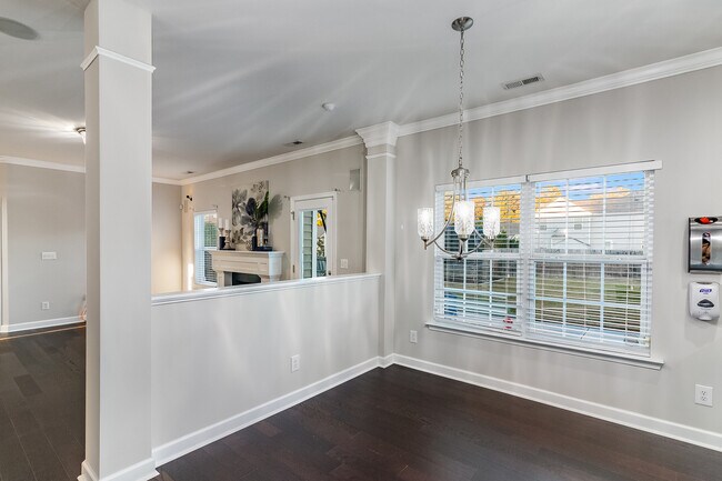 Building Photo - 2902 Framer Ln