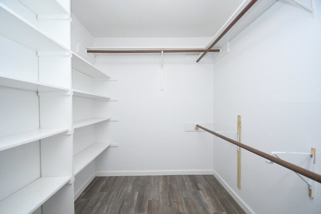 Building Photo - 19734 Redroot Dr