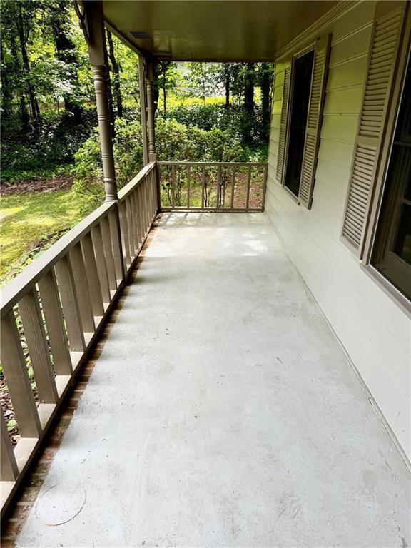 Building Photo - 3380 Creek Hollow Dr