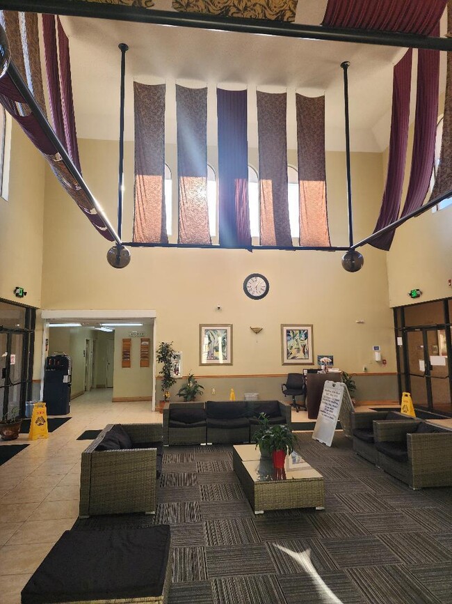 Building Photo - 3760 NW 19th St